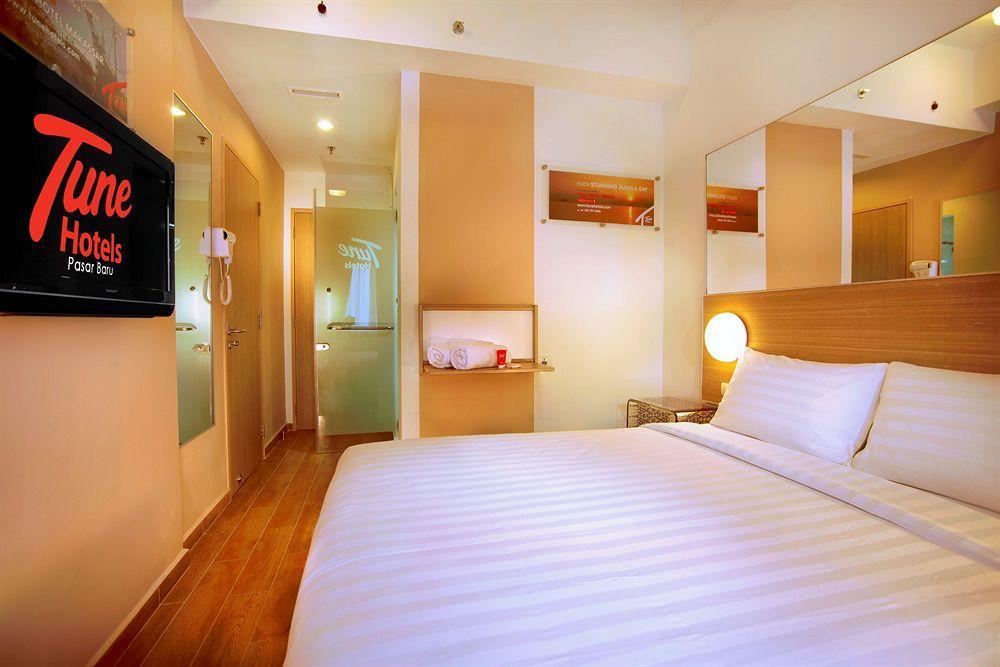 Monoloog Hotel Bekasi Luaran gambar