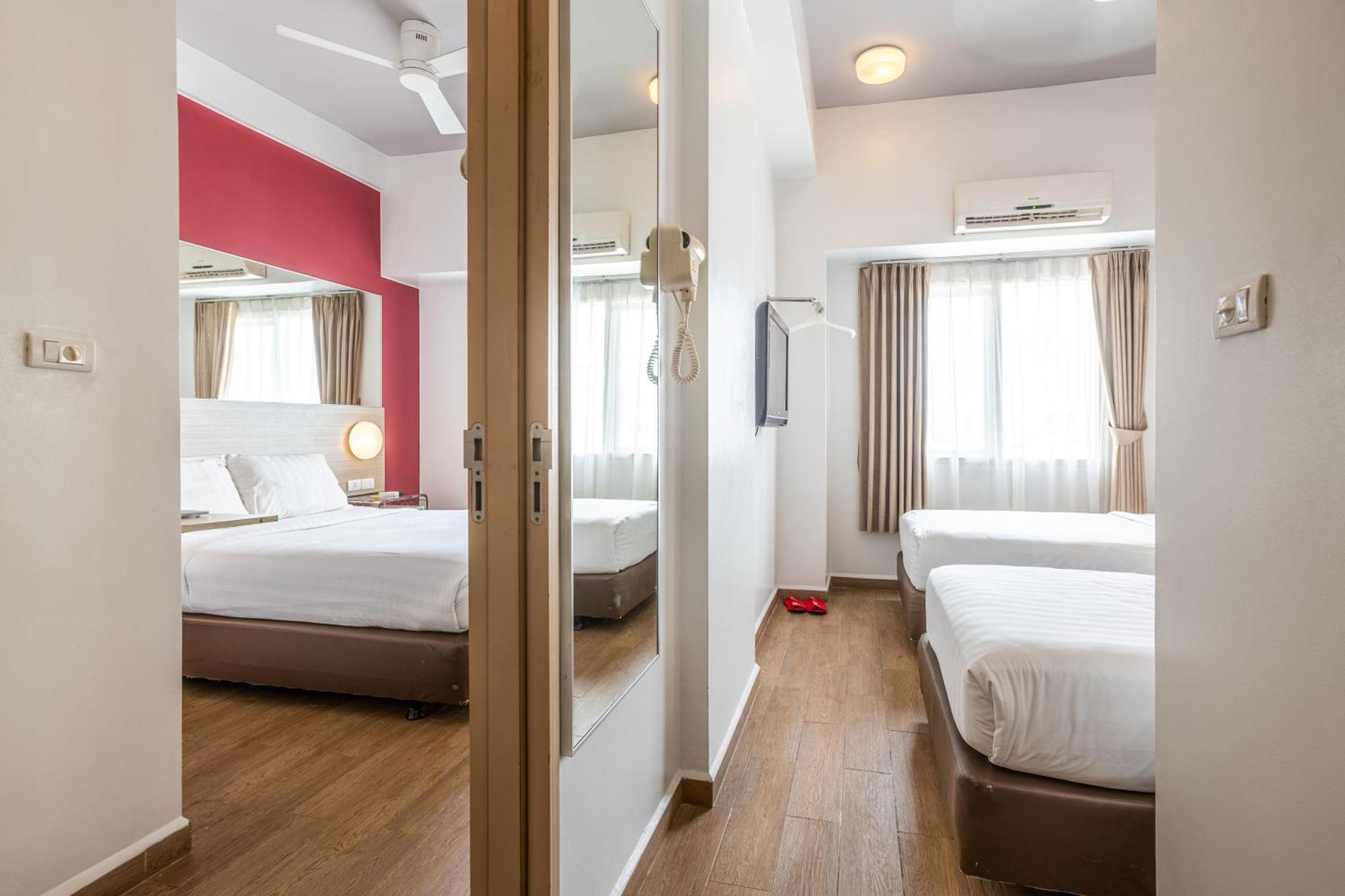 Monoloog Hotel Bekasi Luaran gambar