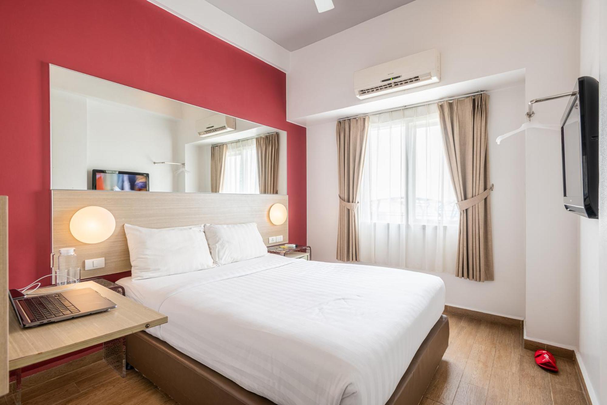 Monoloog Hotel Bekasi Luaran gambar