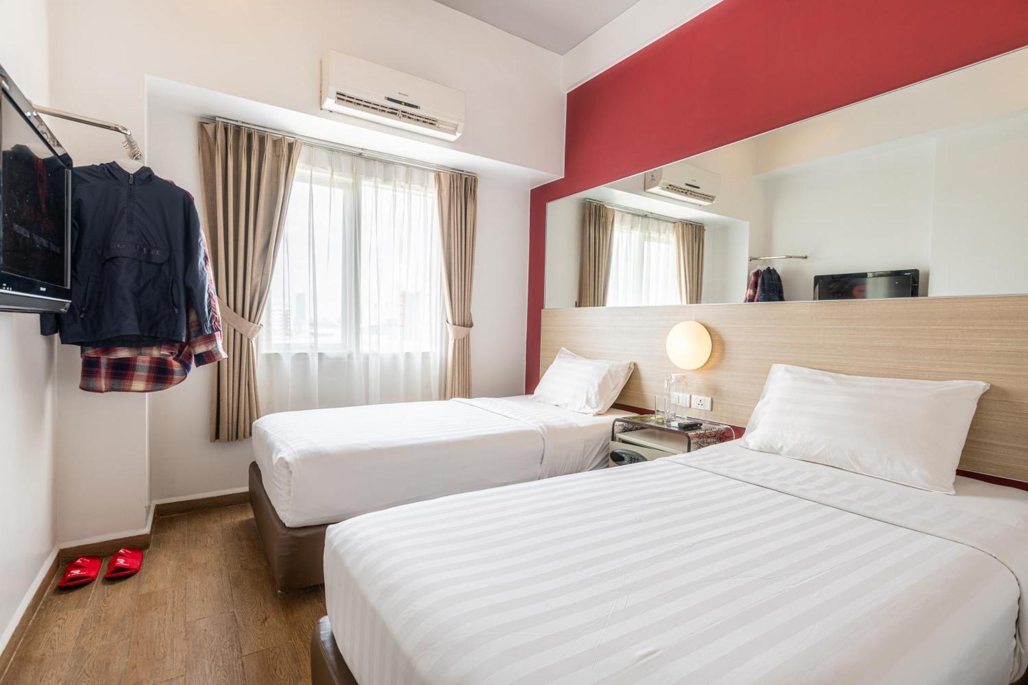 Monoloog Hotel Bekasi Luaran gambar