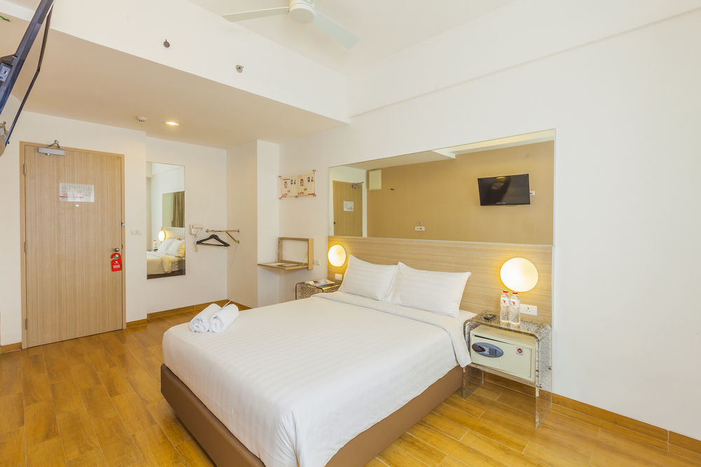 Monoloog Hotel Bekasi Luaran gambar