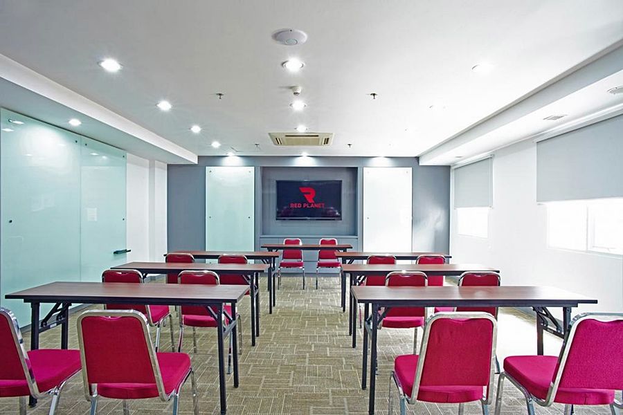 Monoloog Hotel Bekasi Luaran gambar