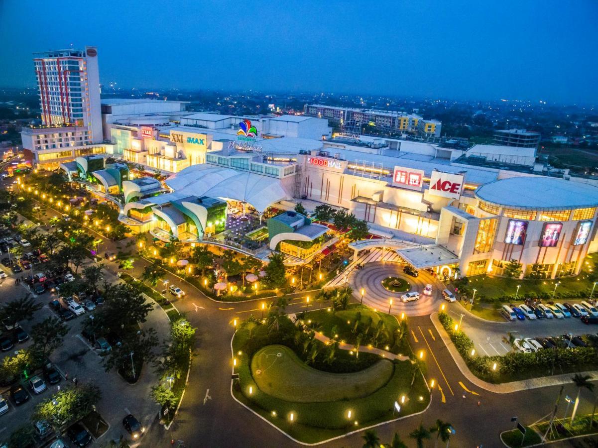 Monoloog Hotel Bekasi Luaran gambar